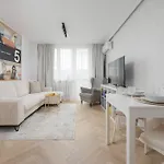 Skyline Panorama Apartamento *